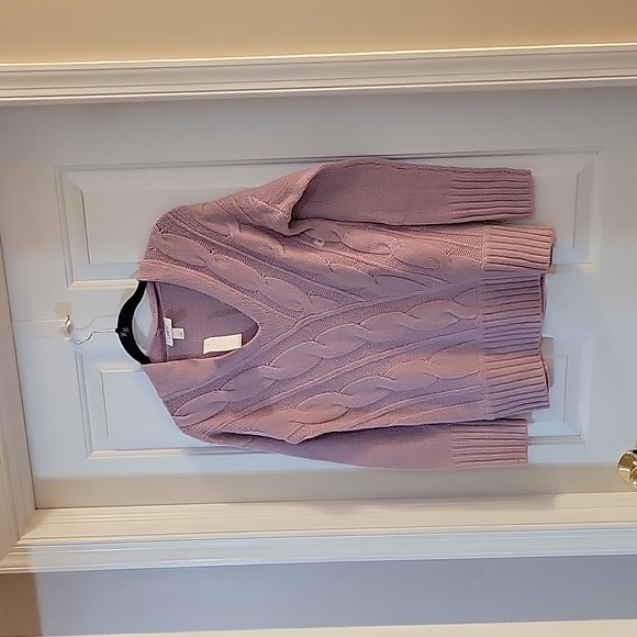 LOFT Sweaters - Loft pink cable vneck sweater small